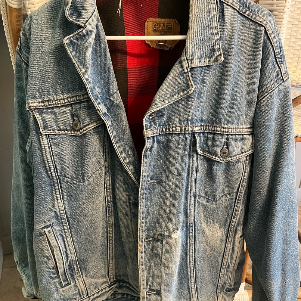 Vintage men’s GAP trucker Jean jacket